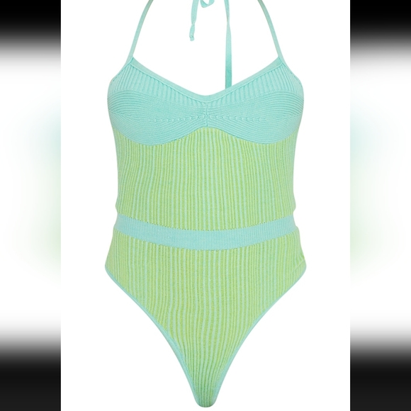 *NWT* PRETTYLITTLETHING knit bodysuit - Picture 4 of 6